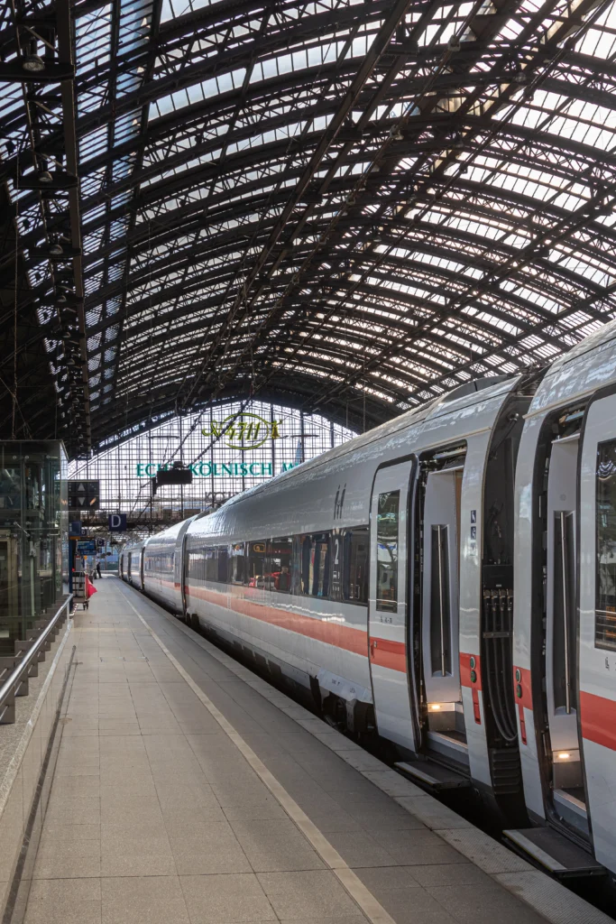 k&ouml;ln'de ulasim